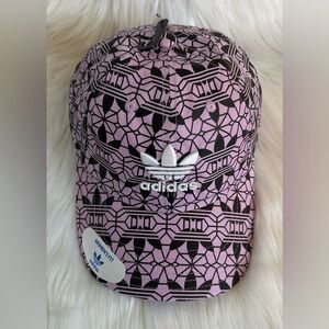 NWT Adidas Women’s Fit Ori Trefoil Print Relaxed Fit Cap